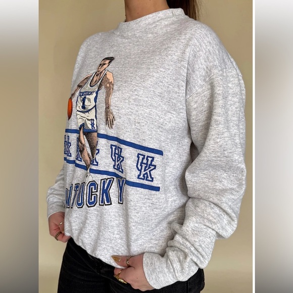 Vintage Gray UK Kentucky Wildcats Basketball Graphic Sweatshirt Crewneck - Picture 14 of 14